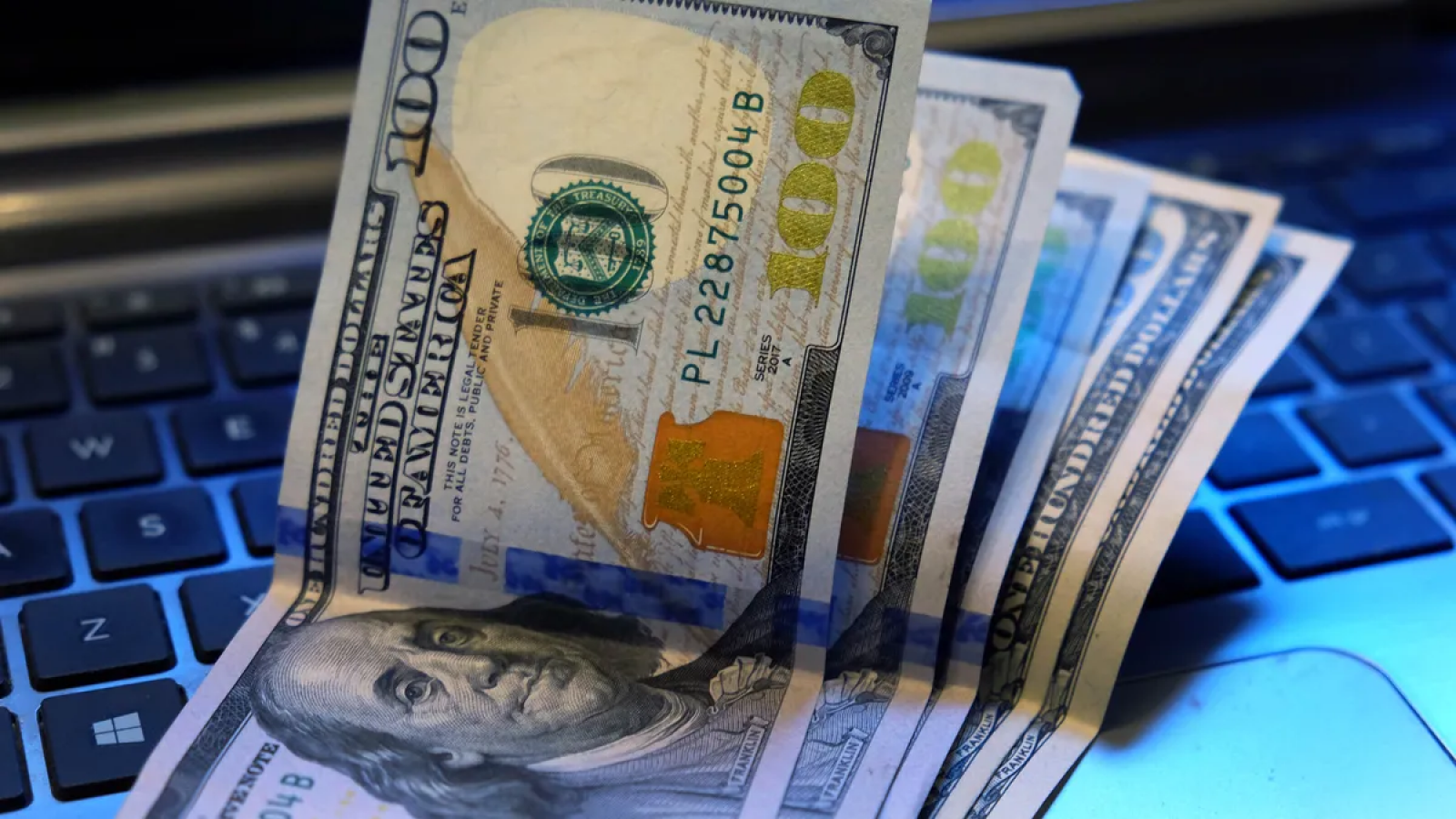 Segunda suba semanal del dólar blue